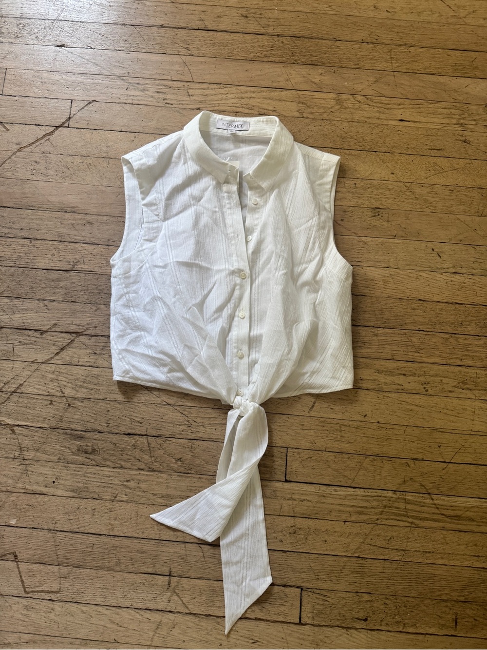 NWT INTERMIX White Sleeveless Tie-Front Button Tank